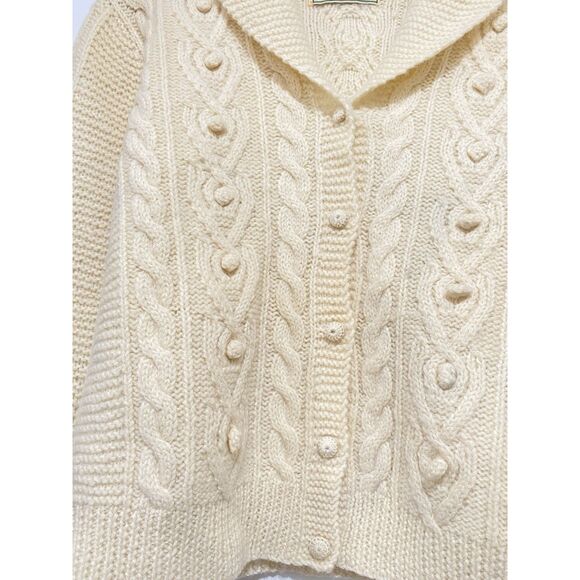 LL Bean Cropped Cardigan Sweater Womens Sz 38 Cream Long Sleeves Button UP - Picture 10 of 16